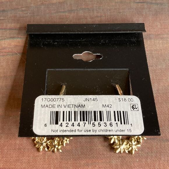 0003 NWT Three Pairs NAPIER Christmas-Themed Pierced Earrings Candy & Wreaths - Picture 6 of 8